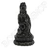 Kwan Yin knielend