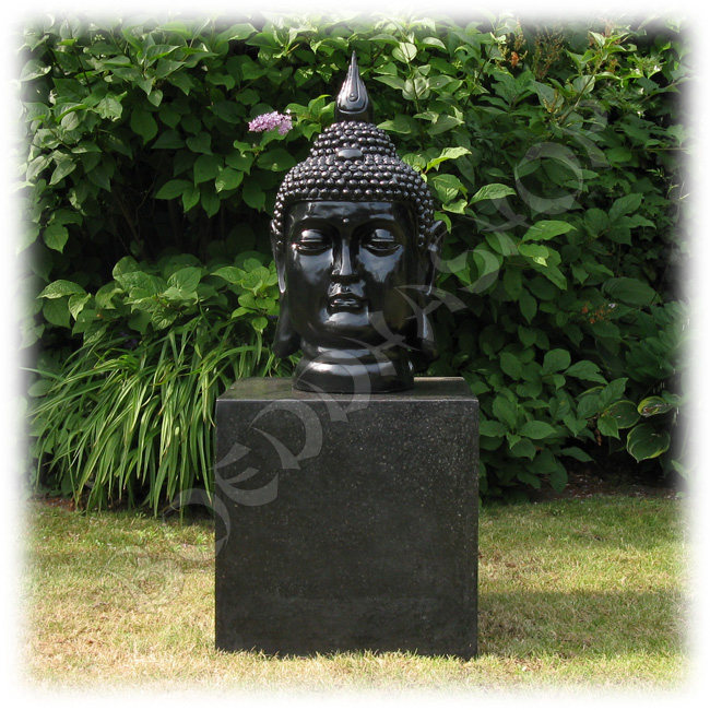 Tuinbeeld Thais Boeddha hoofd 